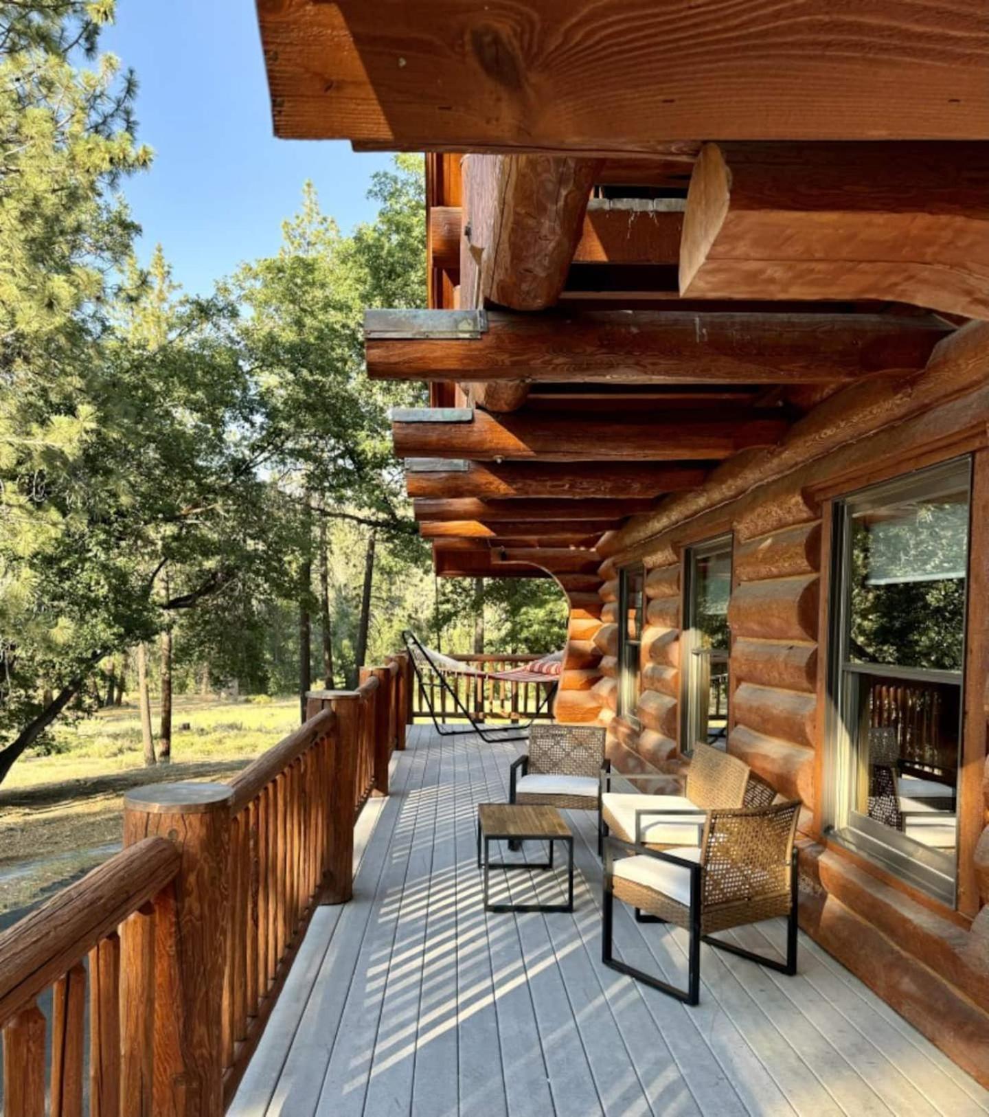 Peppermint Falls Ranch Ponderosa Buitenkant foto